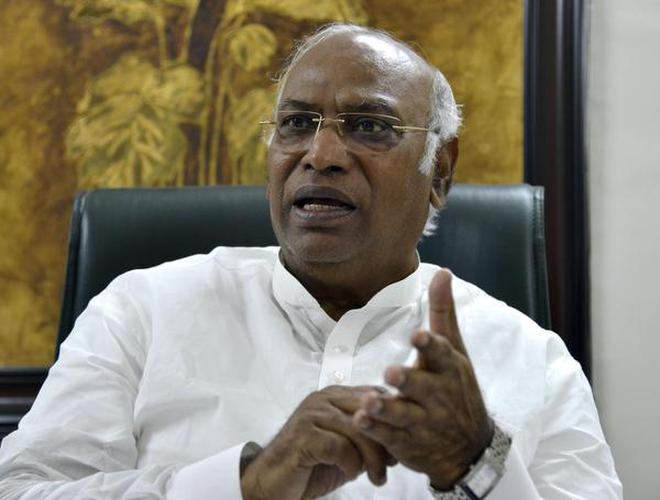 Image result for we are expecting a majority: Mallikarjun Kharge