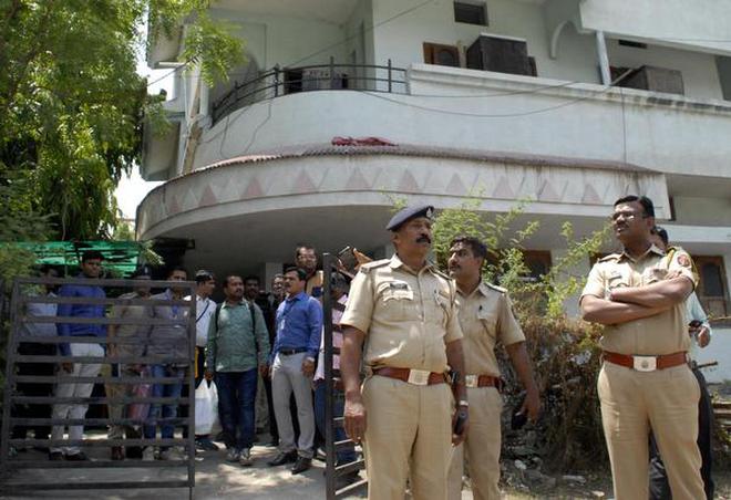 Pune police raided Adv. Surendra Gadling residence, believe to be related to Bhima-Koregaon violence case.