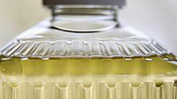 Edible oil prices likely to ease by December: official