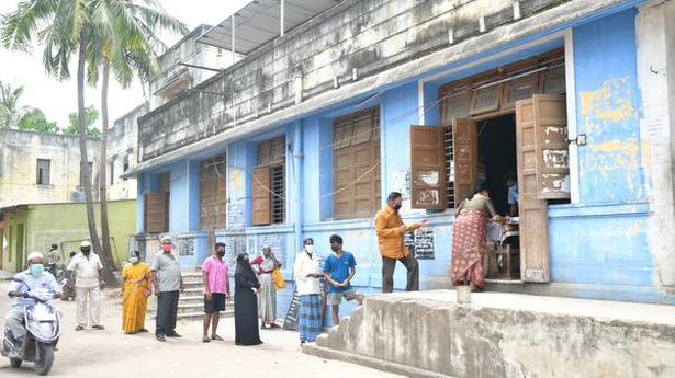 centre asks states keep ration shops open
