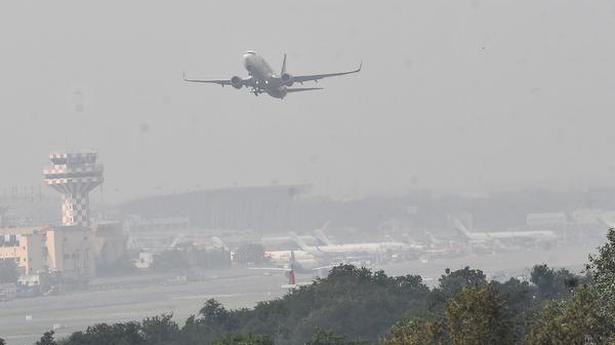 Govt to sell remaining stake in Delhi, Mumbai, B'lore, Hyderabad airports