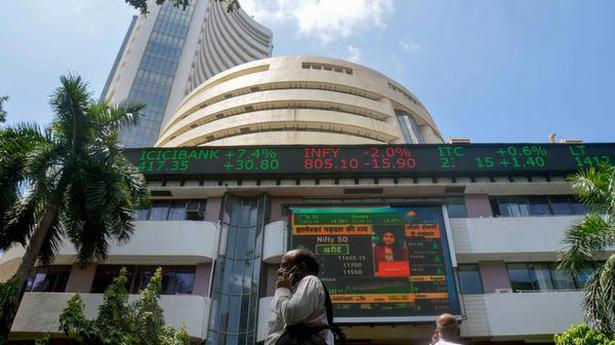 Sensex, Nifty start on flat note amid weak global cues