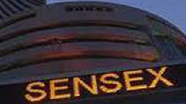 Sensex slumps over 400 pts in early trade
