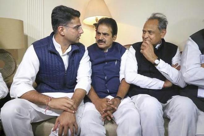 AICC general secretary KC Venugopal flanked by Congress leaders Ashok Gehlot and Sachin Pilot (L) in Jaipur.