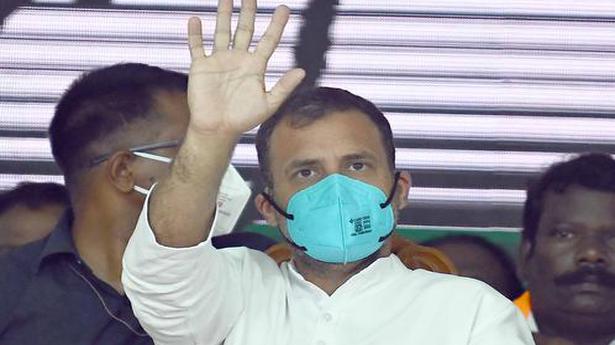 TN CM 'trapped' as he is 'corrupt,' alleges Rahul Gandhi