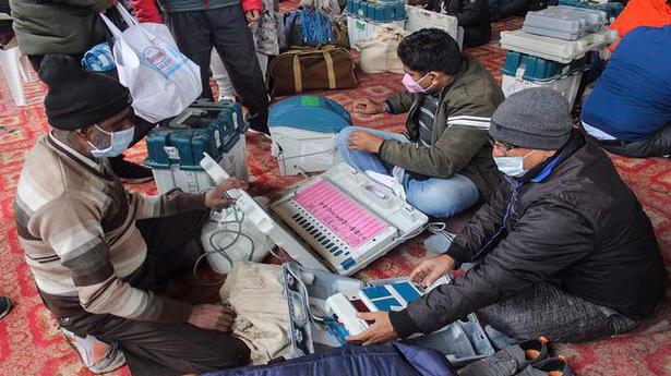 Uttar Pradesh Assembly polls | Stage set for second phase; 586 candidates in fray