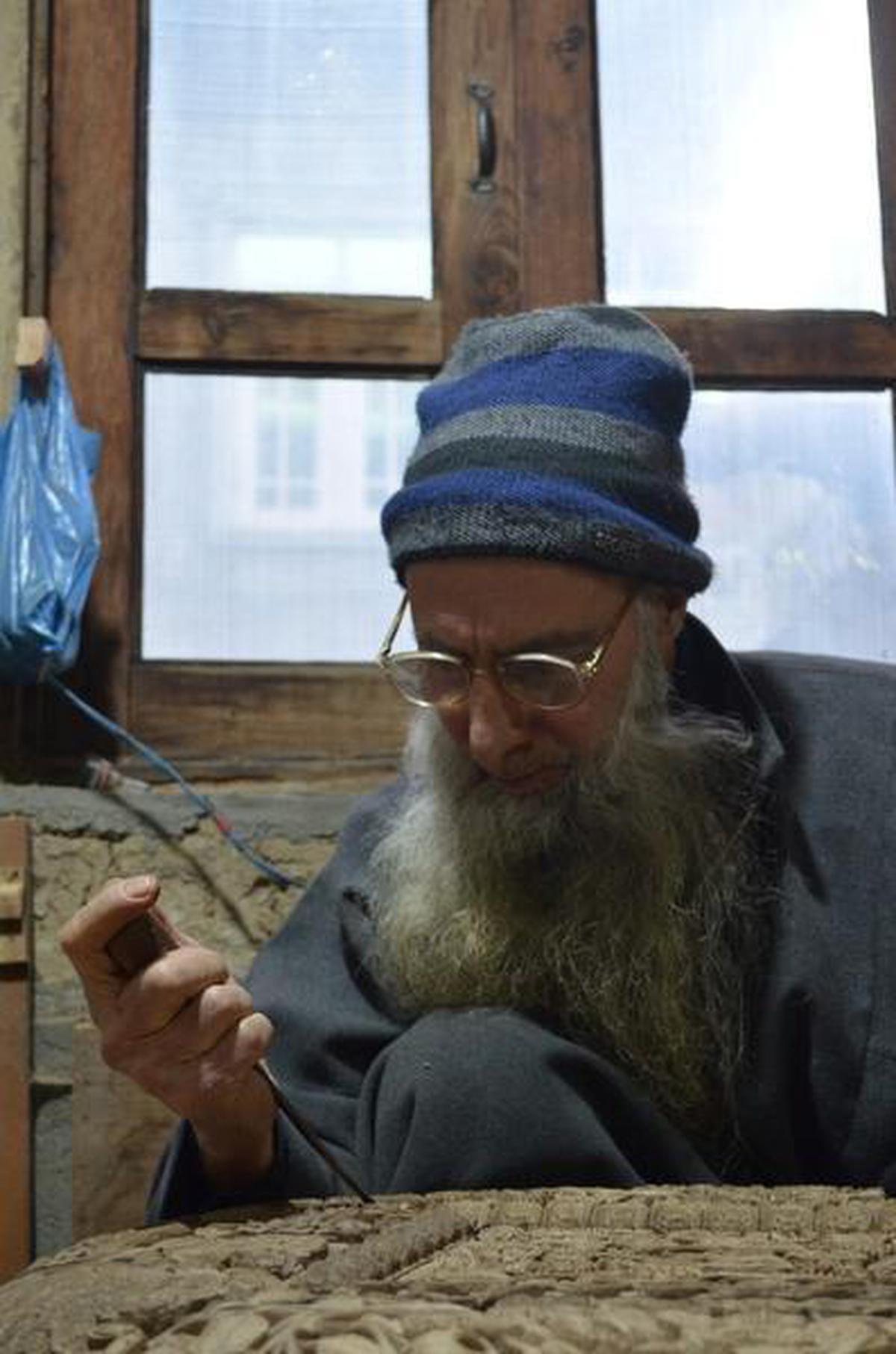 Abid Nabi, artisan from Kashmir