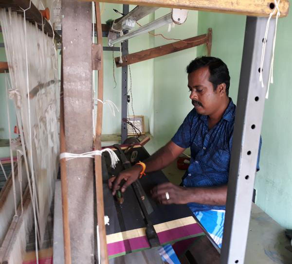 This Visakhapatnam-based firm uses technology to bridge the gap between artisans and buyers
