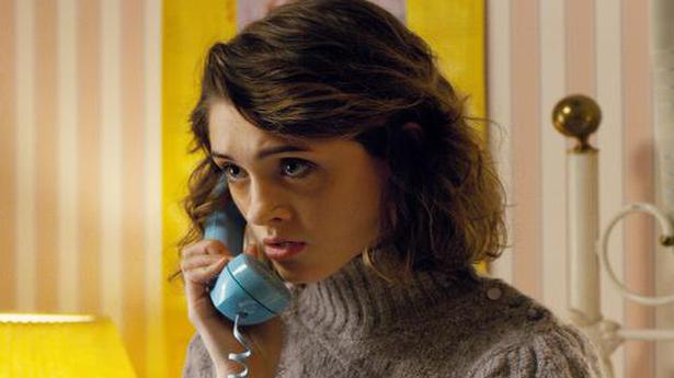 ‘Stranger Things’ star Natalia Dyer to act in LGBTQ love triangle film ‘Chestnut’