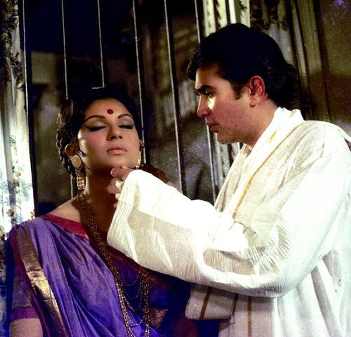 A scene from Amar Prem