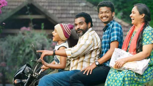 ‘Prakashan Parakkatte’ movie review: Coming-of-age drama failed by an unimaginative script