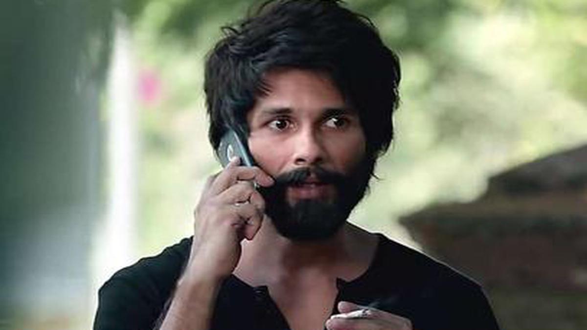 Shahid Kapoor celebrates one year of 'Kabir Singh': 'You understood our interpretation of the angst of a broken heart' - The Hindu