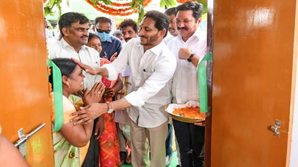 Andhra Pradesh: all eligible poor will be given house site pattas, says Chief Minister