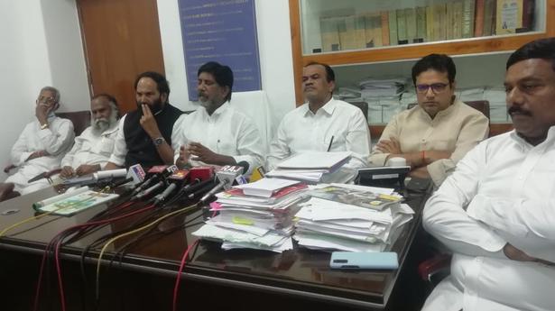 Rahul will expose KCR’s anti-farmer policies in Warangal meeting