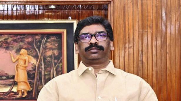 Election Commisiion to continue hearing Hemant Soren office of profit case 