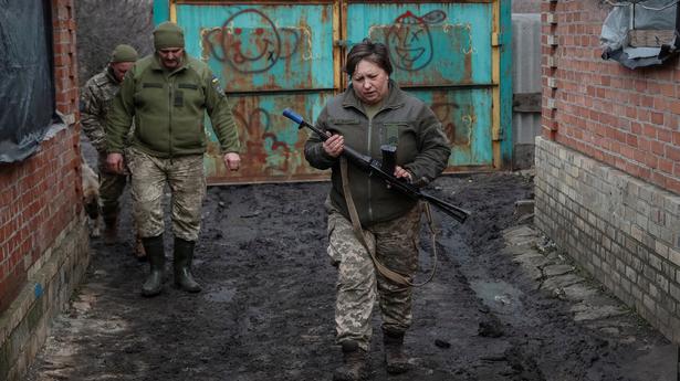 Shelling in east Ukraine, Russia nuclear drill raise tension