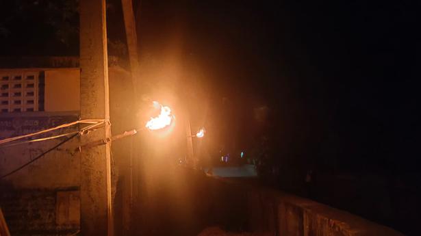 Residents of Ammanallur village tie torches to defunct street light poles
