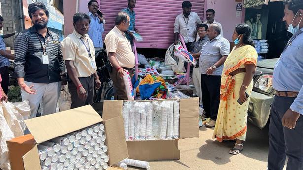 Coimbatore Corporation officials seize over 900 kg banned plastic items