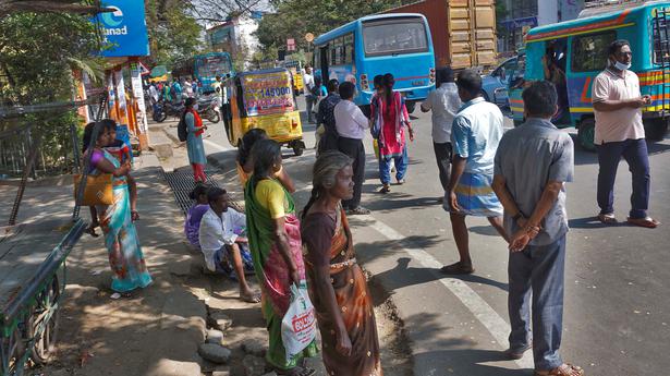 UT Matters: Lack of bus shelters adds to woes of commuters in Puducherry