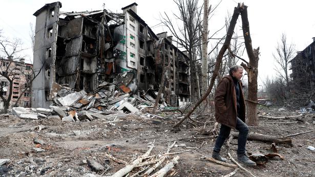 ‘No surrender’: Ukrainians fight on in Mariupol steel plant