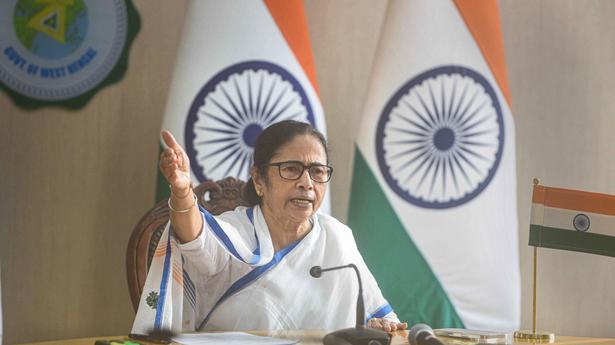 Centre depriving Opposition-ruled States of funds: Mamata