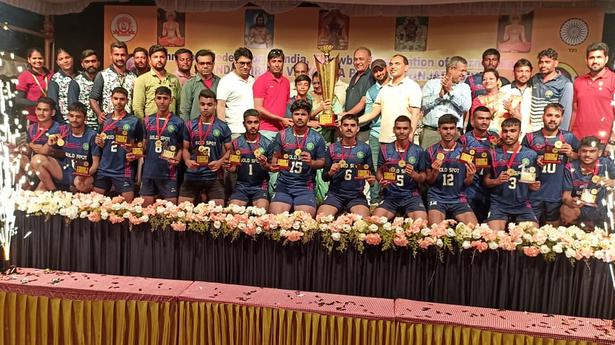 Haryana teams win throwball championship
