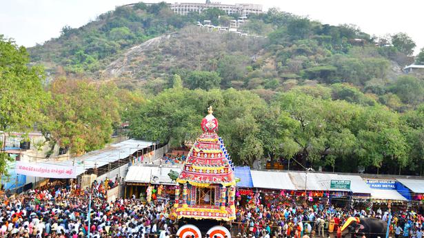 Panguni Uthiram festival brings devotees from far and near