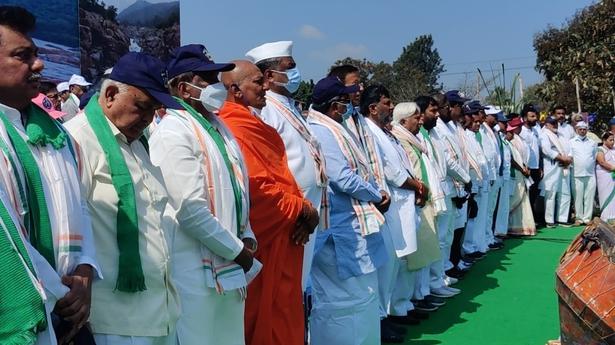 Congress re-launches Mekedatu padayatra in Karnataka