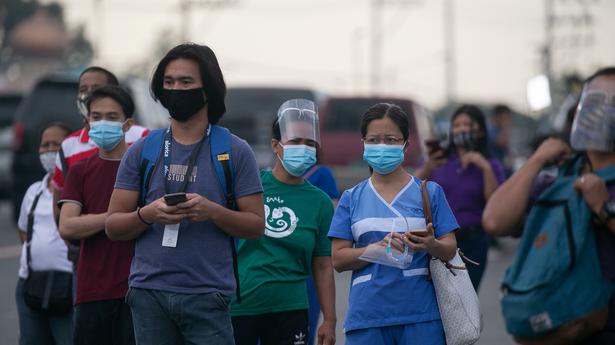 Philippine officials, governor clash over face mask policy