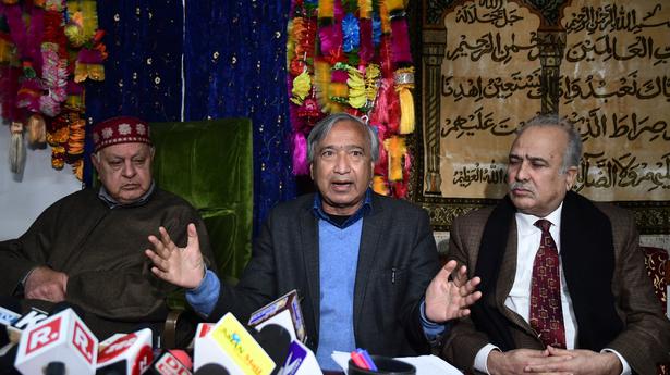 J&K govt. move to disallow prayers at Jamia Masjid decried