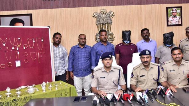 Andhra Pradesh: Man wanted in 57 cases nabbed by Chittoor police