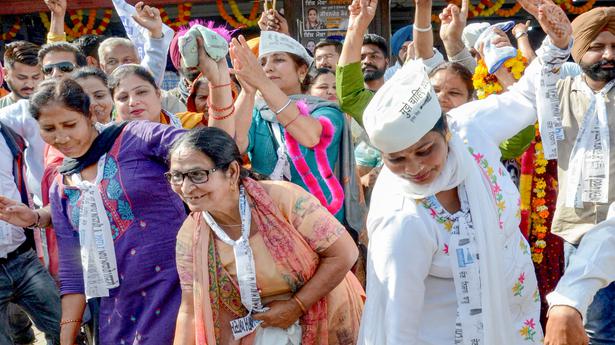 AAP wave rises on support from all castes, communities