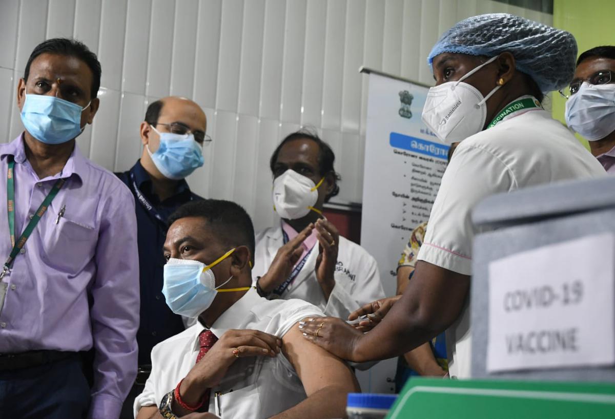 E. Theranirajan, dean of Rajiv Gandhi Government General Hospital, Chennai, taking the vaccine shot on January 16, 2021.