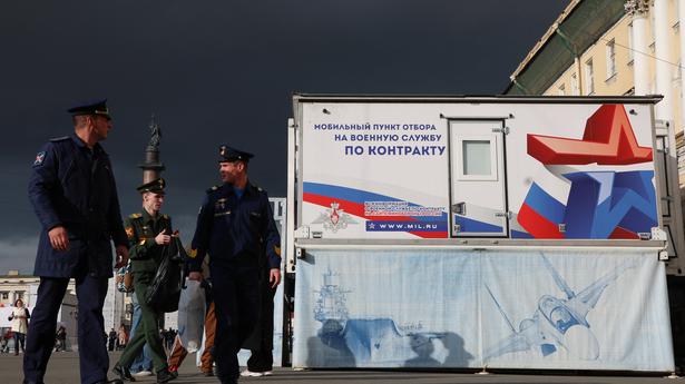 Индийцы в России отправляют гуманитарную помощь российским солдатам