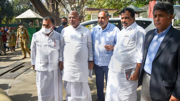 Congress leaders chalk out strategy for upcoming parliamentary Budget session