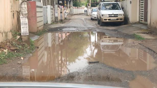 Side roads in Kochi cry for upkeep