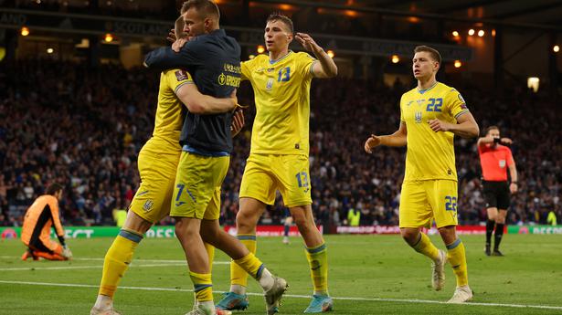 L’Ukraine bat l’Ecosse et atteint la finale des éliminatoires de la Coupe du monde 2022