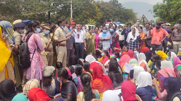 Girl students of Bharathiar University protest over miscreants’ presence in hostels