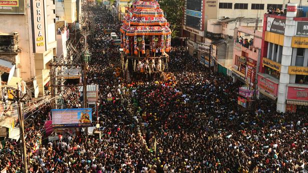Thousands take part in Chithirai car festival