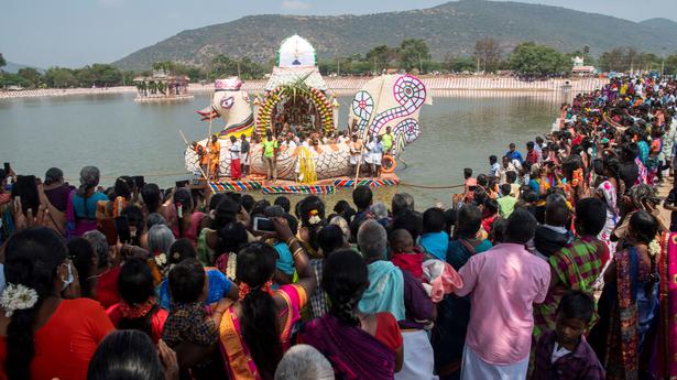Masi Teppam festival held at Kallazhagar Temple