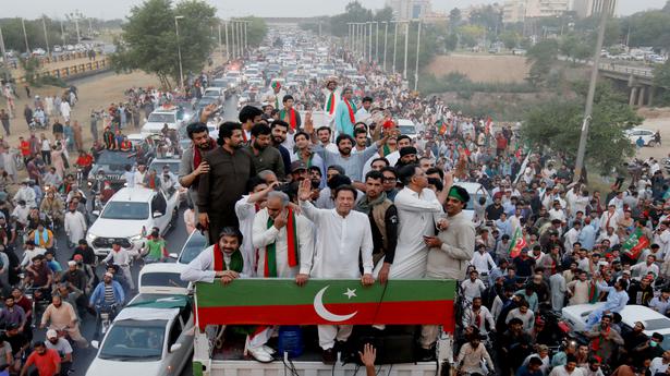 Imran Khan was persuaded to end his 'Azadi March' abruptly: report
