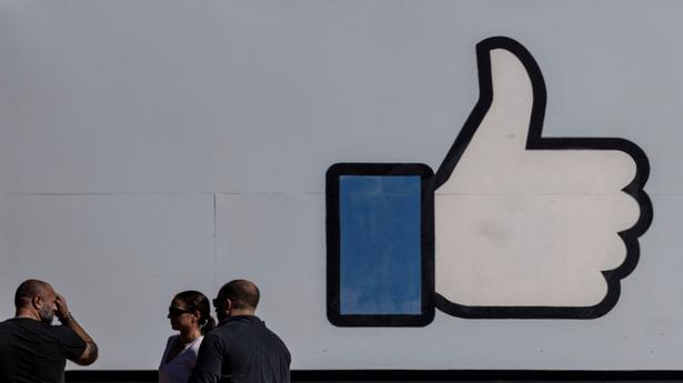Irish regulator could halt Facebook, Instagram EU-US data flows in May