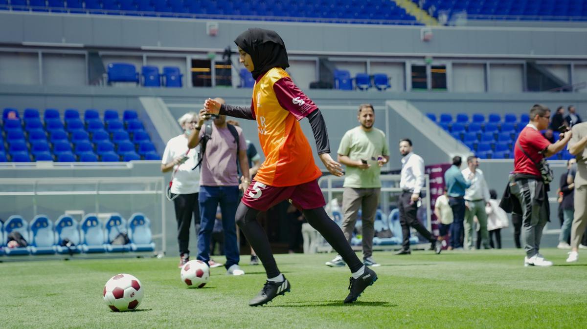 Freestyle footballer Hadiya Hakeem at Stadium 974 in Qatar