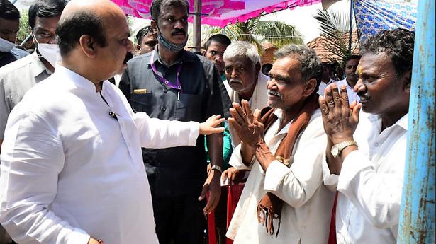 Documents at doorsteps: Revolutionary change, says Karnataka CM