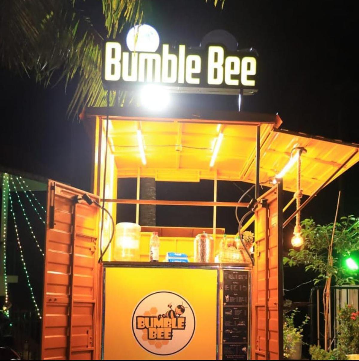 Bumble Bee food truck at Althara Junction in Thiruvananthapuram serves bubble tea