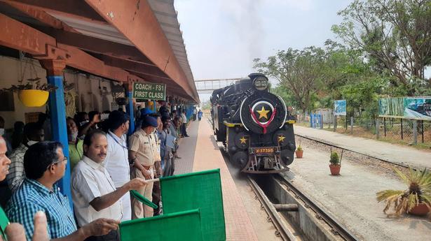 DRM inaugurates facilities at Mettupalayam, Tiruppur railway stations