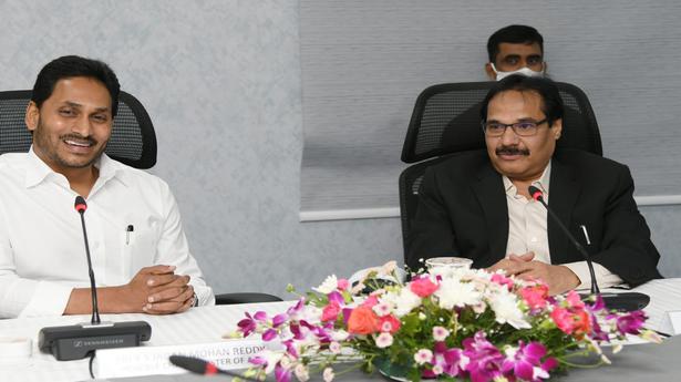 Andhra CM Jagan Mohan Reddy meets High Court Chief Justice