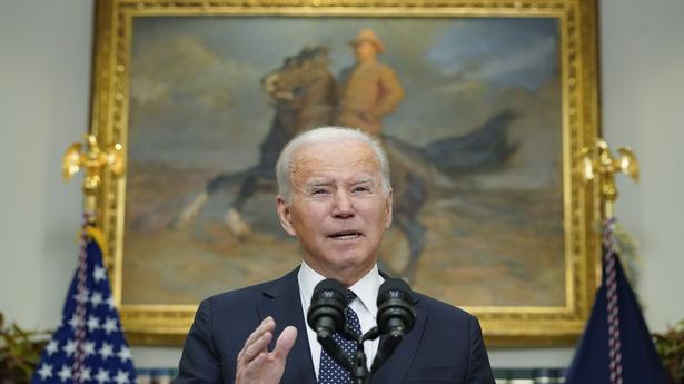 Biden 'convinced' Putin has decided to further invade Ukraine