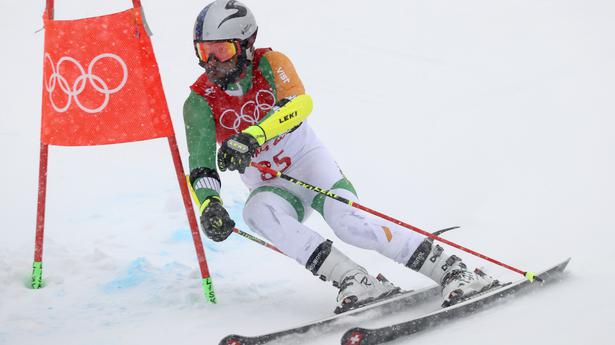 Arif Khan finishes 45th in giant slalom