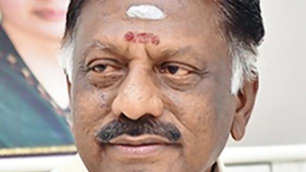 Panneerselvam accuses Stalin of “maintaining silence” over Mullaperiyar repair execution issue